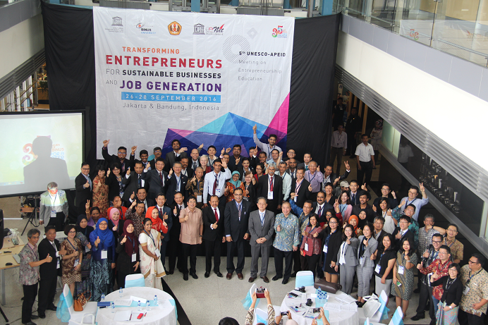 BINUS UNIVERSITY MENYAMBUT KEGIATAN UNESCO-APEID