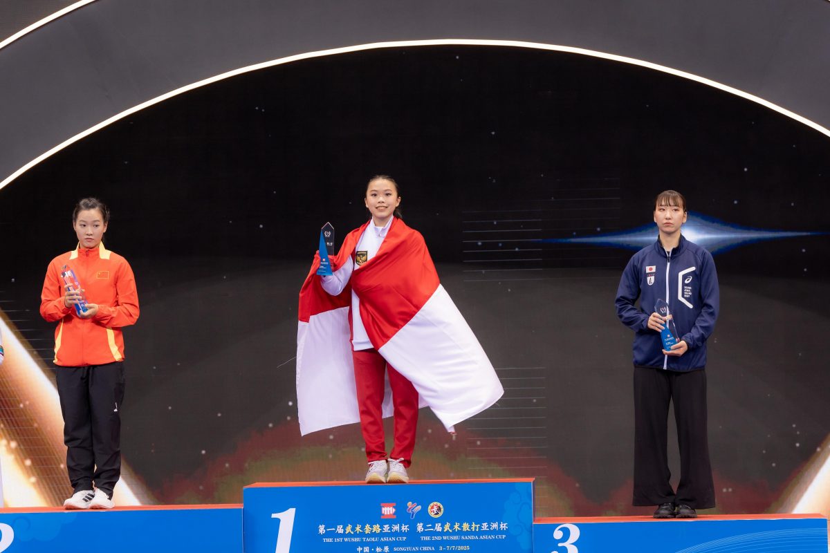Mahasiswa BINUS Online, Eugenia Diva Widodo Juara 1 Wushu Gunshu di Asian Cup 2025
