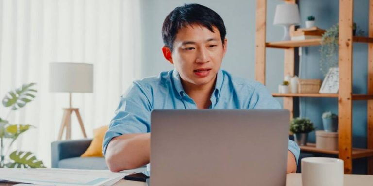 Kuliah Kelas Karyawan Biaya, Jadwal, Tips & Jurusan