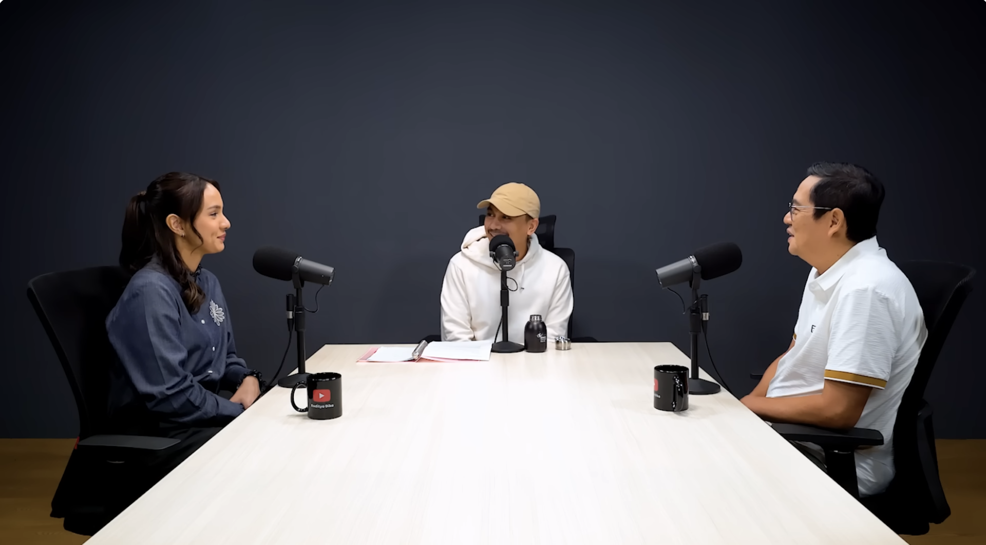 Yang Mau Kerja Sambil Kuliah Online, Nonton Ini!